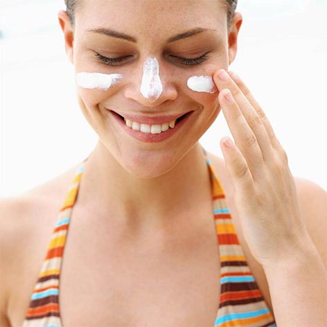 Guide On How To Wear Sunscreen Properly To Have A Lasting Impact On Your Skin Guide On How To Wear Sunscreen Properly To Have A Lasting Impact On Your Skin