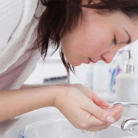 Mistakes To Avoid When Washing The Face With Face Wash For Healthy Skin Mistakes To Avoid When Washing The Face With Face Wash For Healthy Skin
